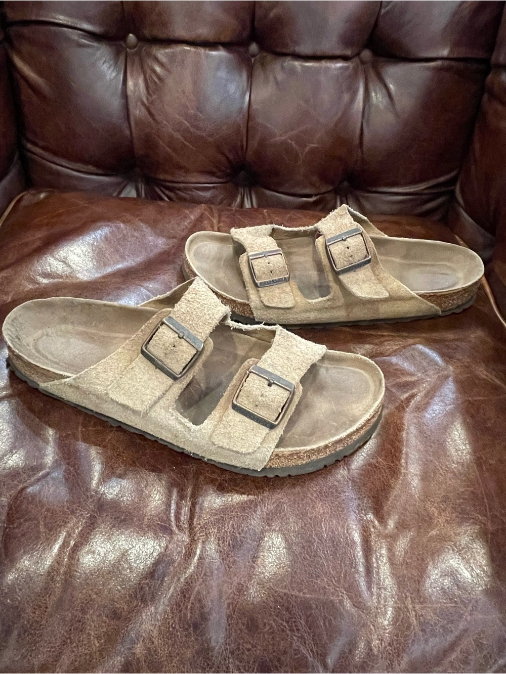 Birkenstock Arizona soft footbed Taupe beige suede leather M 12 EU 45 hippie GUC